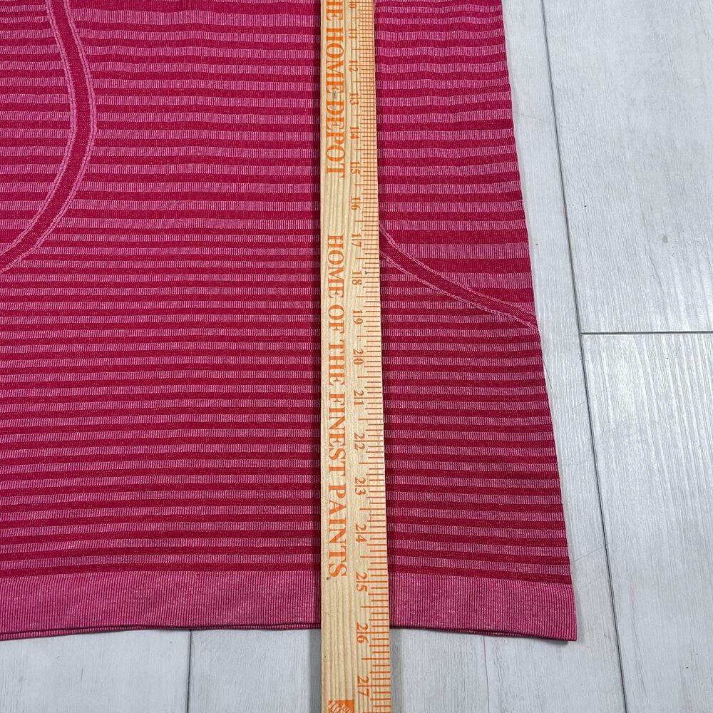 Lululemon Women's 8 Swiftly Crew Lucy Stripe Short Sleeve Pink Shirt Running - Picture 11 of 11